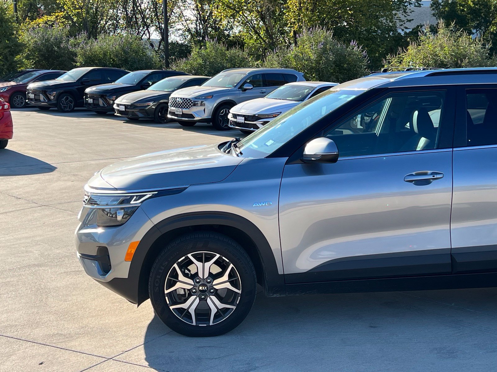 Used 2021 Kia Seltos EX AWD/4WD image 7