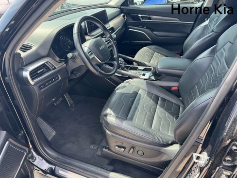 Certified 2022 Kia Telluride SX w/ SX Prestige Package AWD/4WD image 9