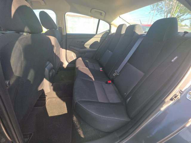 Used 2025 Nissan Sentra SV FWD image 7