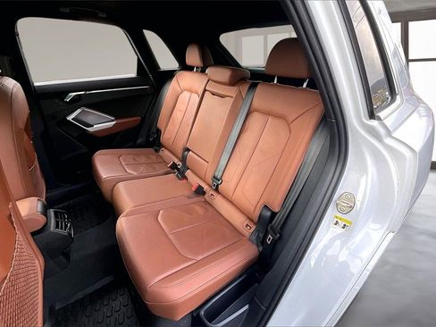 Used 2022 Audi Q3 2.0T Premium Plus w/ Premium Plus Package image 26