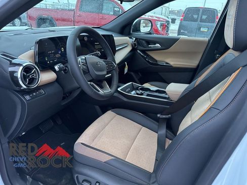 New 2026 Chevrolet Equinox ACTIV w/ Convenience Package III image 10