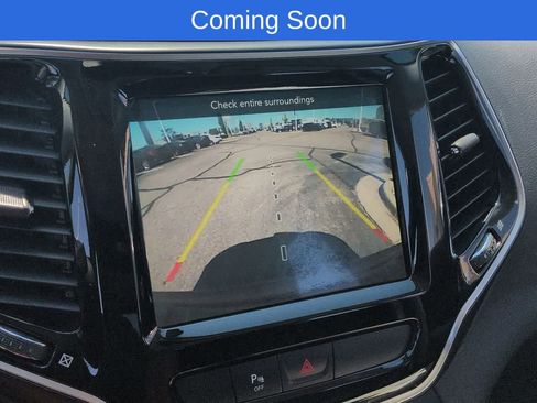 Used 2019 Jeep Cherokee Limited AWD/4WD image 28