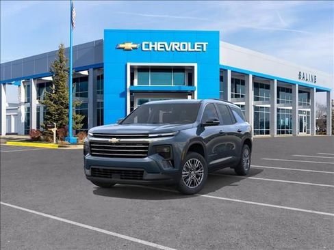 New 2026 Chevrolet Traverse LT w/ Driver Confidence Package FWD image 8