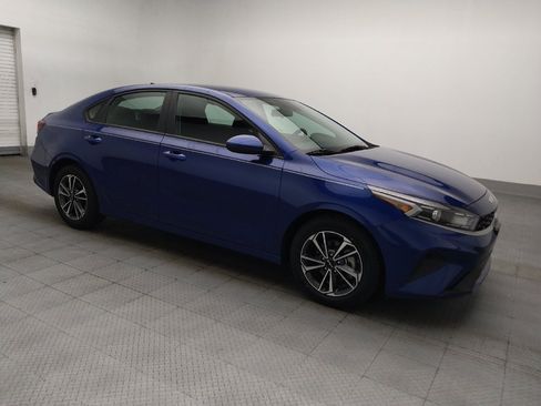 Used 2024 Kia Forte LXS FWD image 11