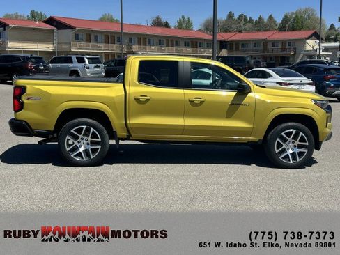Used 2023 Chevrolet Colorado Z71 w/ Z71 Convenience Package 2 AWD/4WD image 8