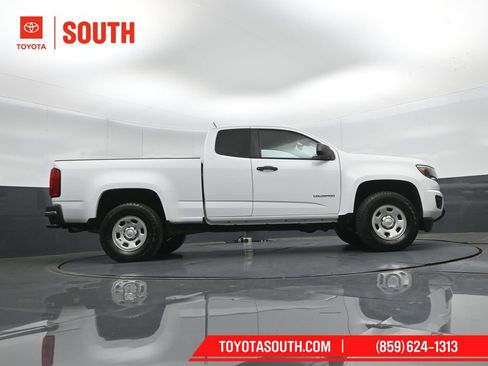 Used 2018 Chevrolet Colorado W/T RWD image 31
