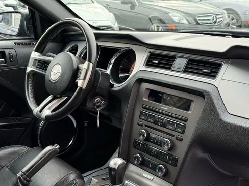 Used 2012 Ford Mustang Premium image 38