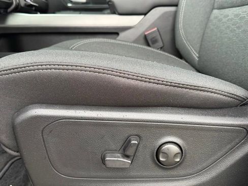 New 2026 RAM 1500 Big Horn AWD/4WD image 14