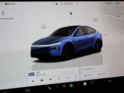 Used 2026 Tesla Model Y Long Range image 44