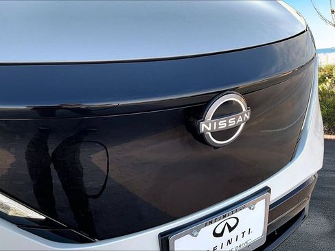 Used 2024 Nissan Ariya AWD image 28