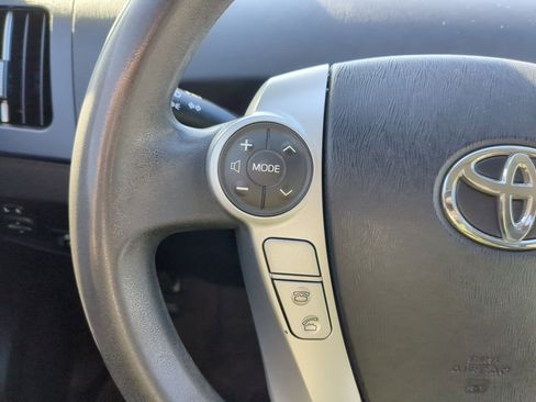 Used 2013 Toyota Prius One image 19