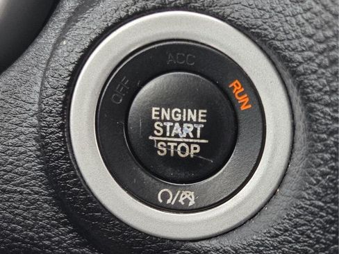Certified 2017 Dodge Journey SXT w/ Comfort/Convenience Group FWD image 30