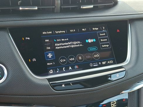 Certified 2023 Cadillac XT5 Premium Luxury AWD/4WD image 30