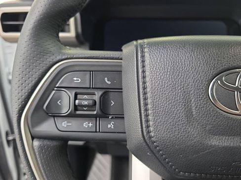 Certified 2025 Toyota 4Runner Limited image 14