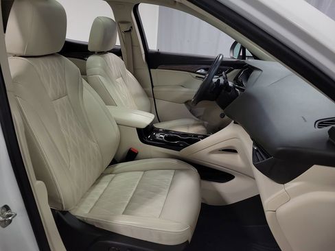 Used 2022 Buick Envision Avenir w/ Technology Package II FWD image 29