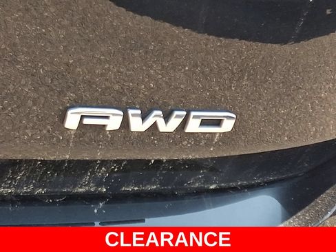 Used 2024 GMC Terrain SLE AWD/4WD image 30