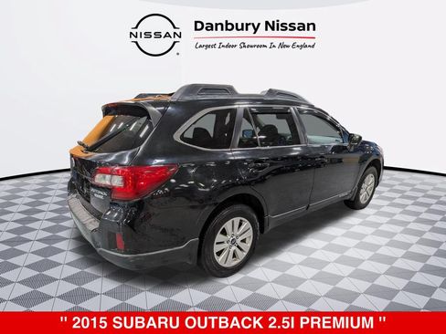 Used 2015 Subaru Outback 2.5i Premium AWD/4WD image 3