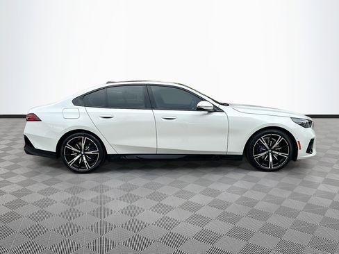 Used 2026 BMW 530i xDrive 530i xDrive w/ Executive Package image 8