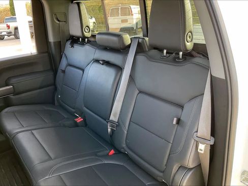 Certified 2021 Chevrolet Silverado 2500 LTZ w/ LTZ Premium Package image 19