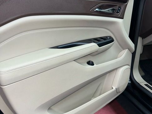 Used 2015 Cadillac SRX Luxury w/ Driver Awareness Package image 7