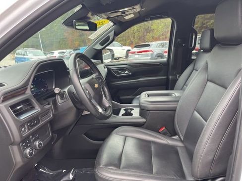 Used 2023 Chevrolet Tahoe LT image 6