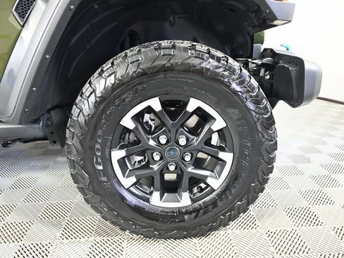 Used 2024 Jeep Wrangler Unlimited Rubicon 4xe w/ Technology Group image 11
