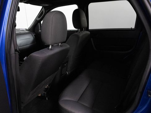 Used 2011 Ford Escape XLT w/ 202A Rapid Spec Order Code image 32