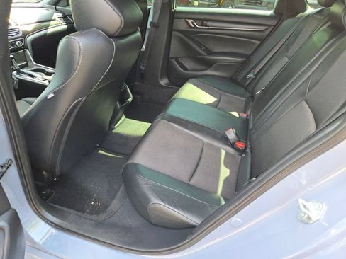 Used 2021 Honda Accord Sport image 11