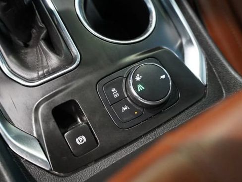 Used 2021 Chevrolet Traverse High Country w/ LPO, Floor Liner Package FWD image 40