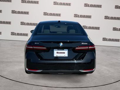 New 2026 BMW 530i xDrive w/ Premium Package