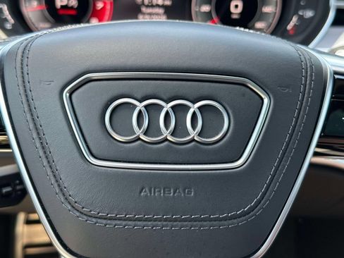 Used 2024 Audi S8 w/ S8 Comfort Plus Package AWD/4WD image 16