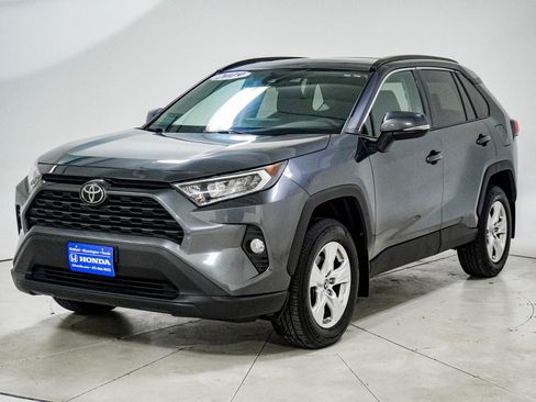 Used 2019 Toyota RAV4 XLE w/ All Weather Liner Package image 3