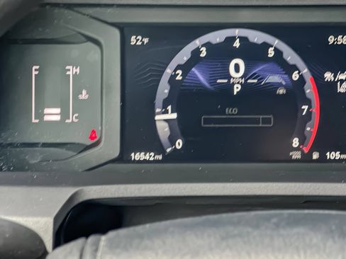 Used 2024 Toyota Tacoma SR RWD image 26