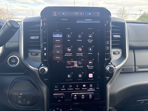 New 2026 RAM 2500 Laramie AWD/4WD image 22