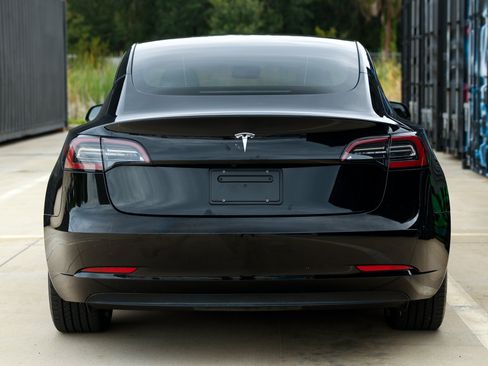 Used 2023 Tesla Model 3 Standard Range RWD image 12