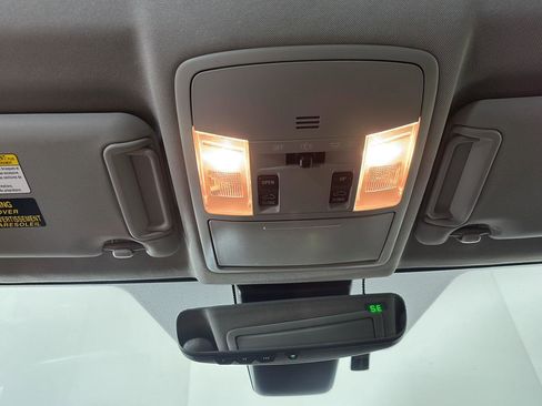 Used 2017 Toyota RAV4 Limited w/ Carpet Mat Package AWD/4WD image 35