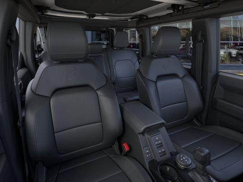 New 2026 Ford Bronco Badlands w/ Sasquatch Package AWD/4WD image 11