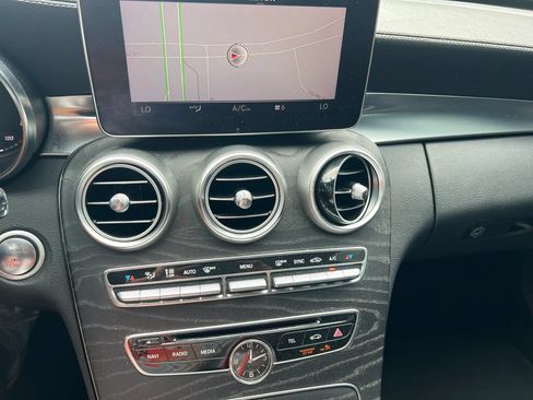 Used 2015 Mercedes-Benz C 300 4MATIC Sedan image 51