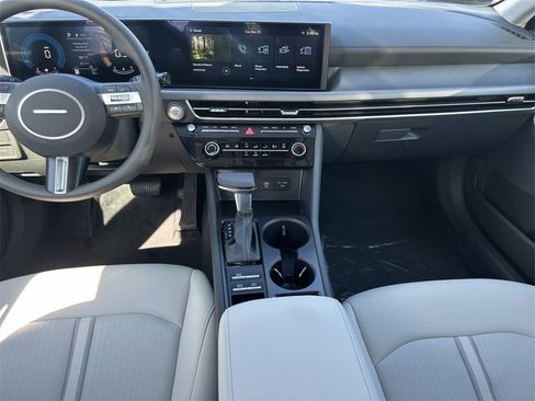 New 2026 Hyundai Sonata SE image 5