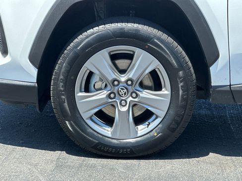Used 2024 Toyota RAV4 XLE FWD image 24