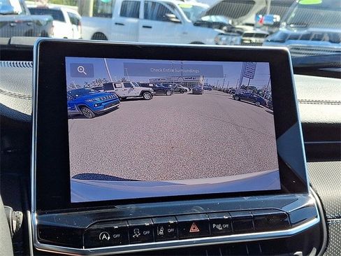 New 2026 Jeep Compass Limited image 12