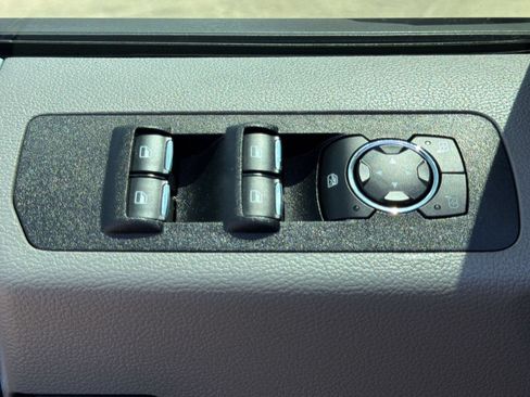 Used 2018 Ford F150 XLT w/ Equipment Group 301A Mid RWD image 13
