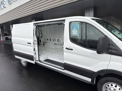 New 2025 Ford Transit 250 Low Roof AWD image 11