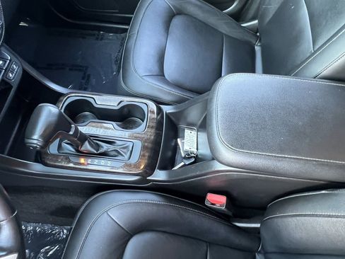Used 2016 GMC Canyon SLT AWD/4WD image 23