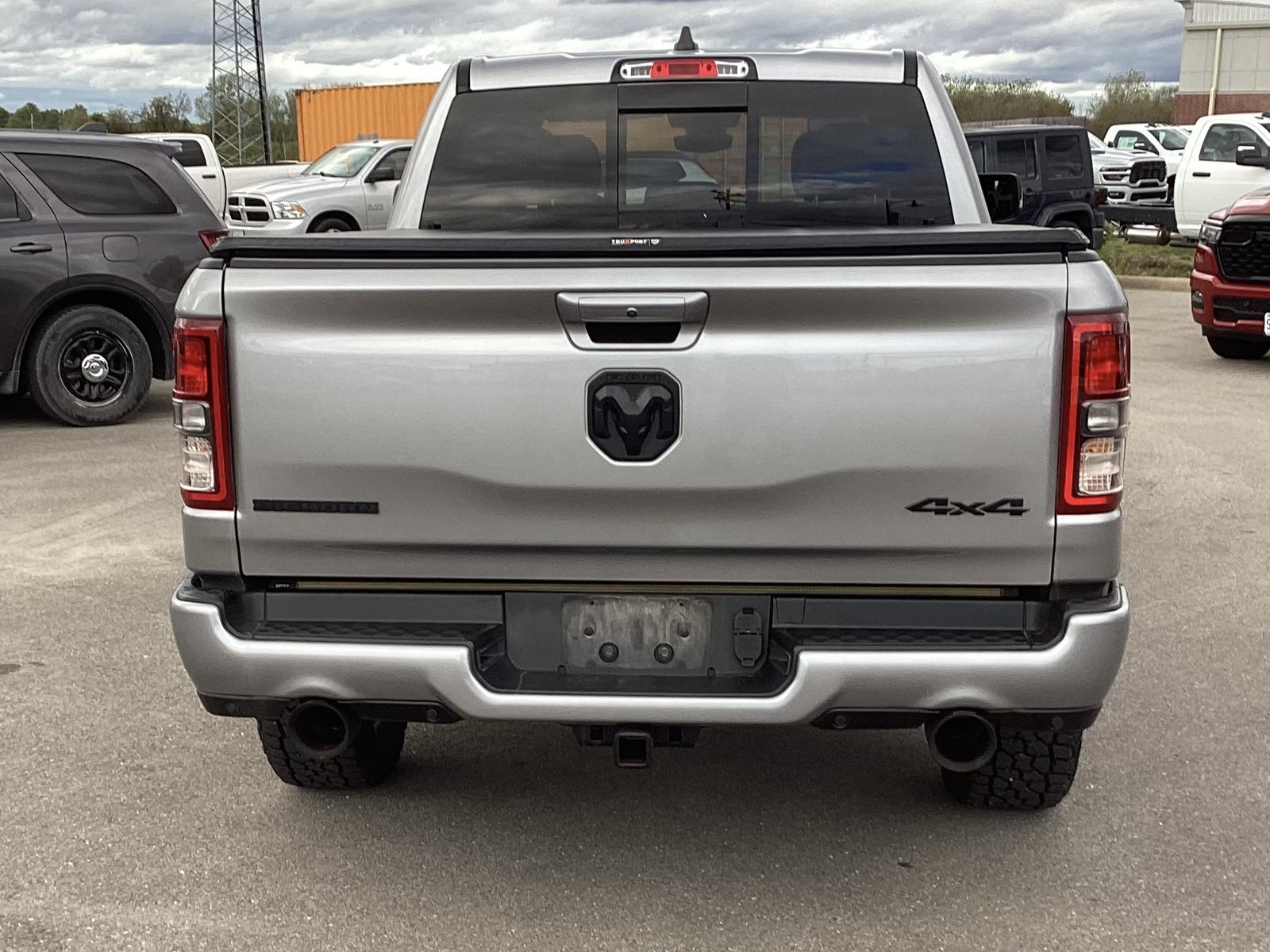 Used 2022 RAM 1500 Big Horn AWD/4WD image 4