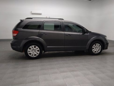 Used 2018 Dodge Journey SE w/ Popular Equipment Group image 10