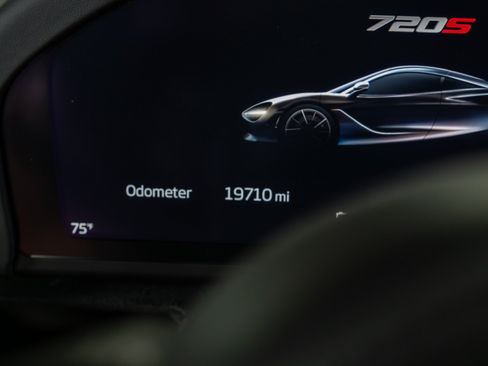 Used 2018 McLaren 720S RWD image 36