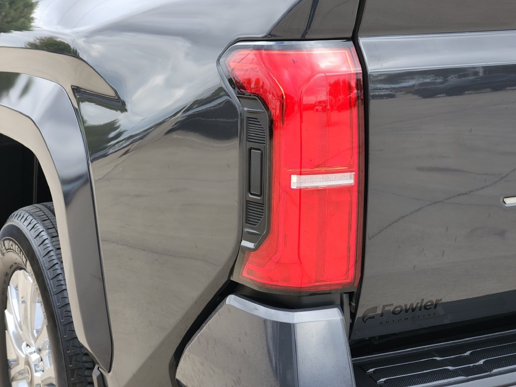 Certified 2025 Toyota Tacoma Limited AWD/4WD image 15
