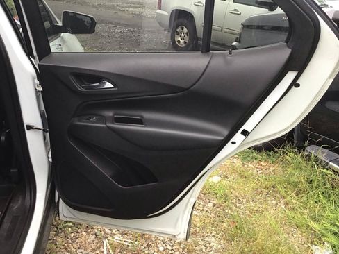 Used 2020 Chevrolet Equinox LT FWD image 6