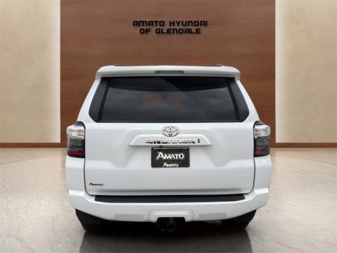 Used 2024 Toyota 4Runner SR5 image 5